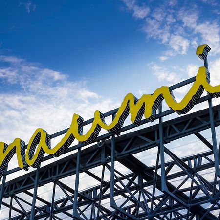 Naumi Auckland Airport Hotel Exterior photo