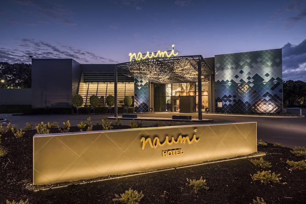 Naumi Auckland Airport Hotel Exterior photo