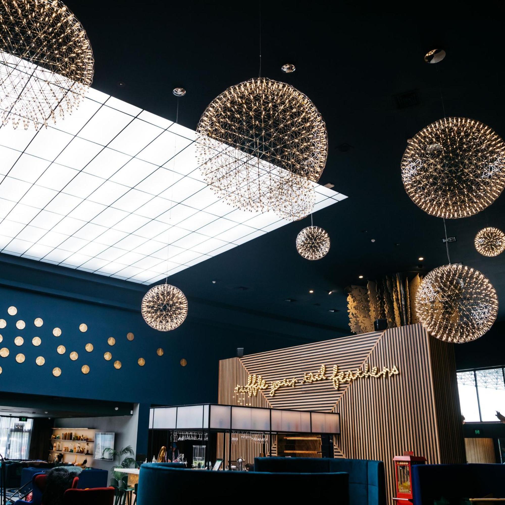 Naumi Auckland Airport Hotel Exterior photo