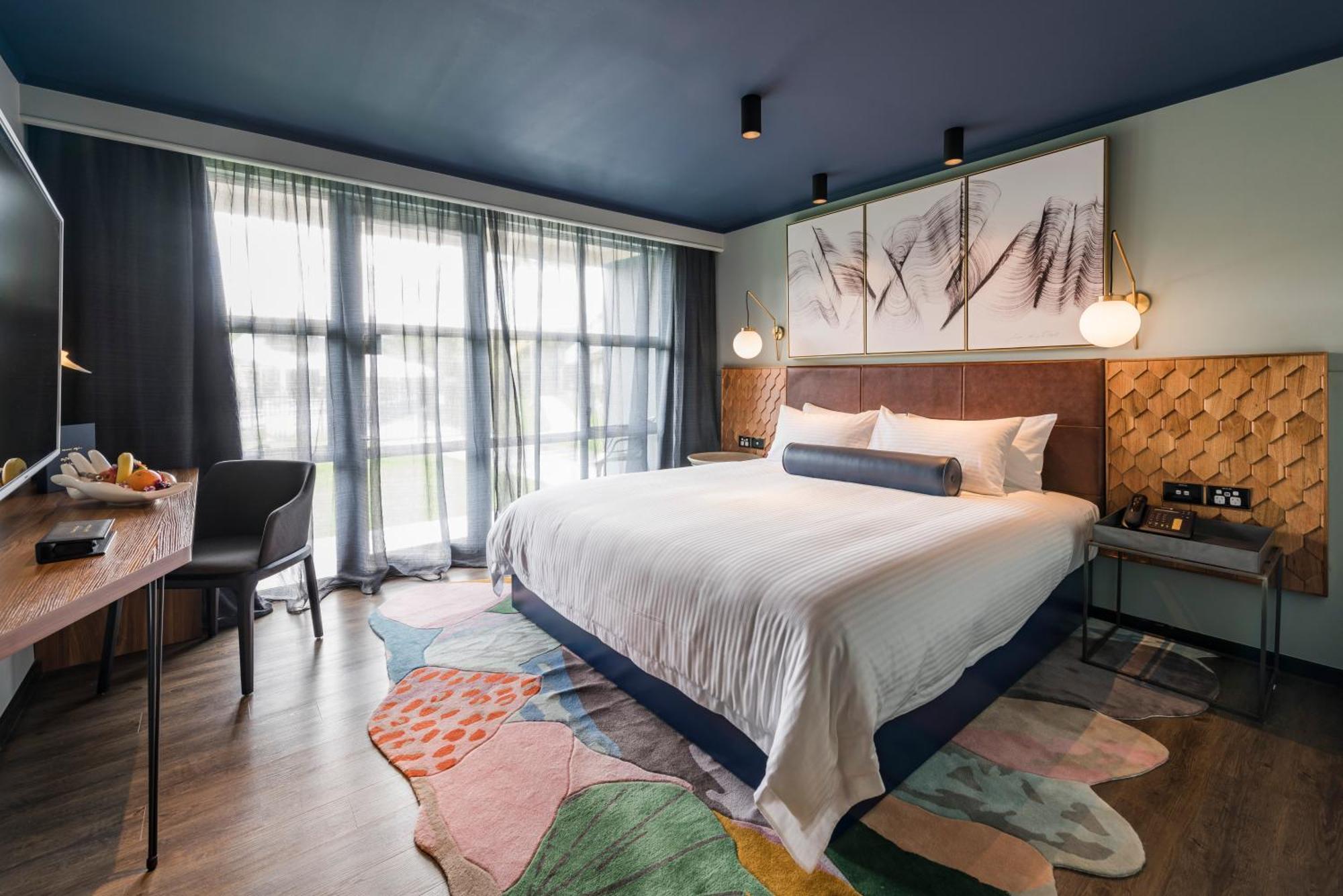 Naumi Auckland Airport Hotel Exterior photo