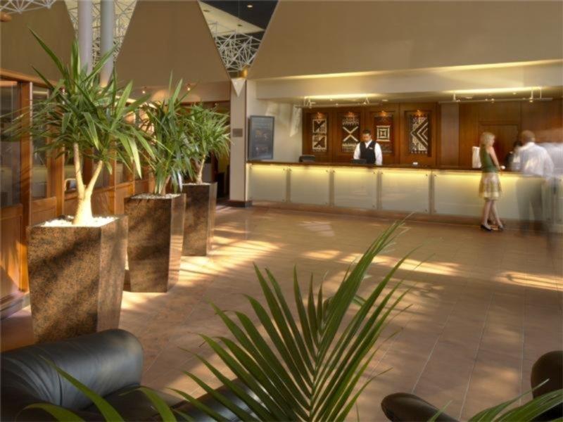 Naumi Auckland Airport Hotel Exterior photo