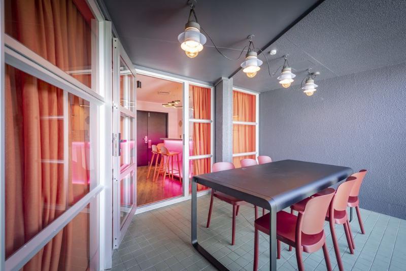 Naumi Auckland Airport Hotel Exterior photo